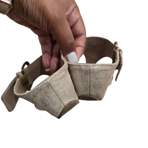 Donald Pliner Donni Slide Sandals Women's 8M Metallic Gold Wedge T-Strap Formal - Picture 6 of 7